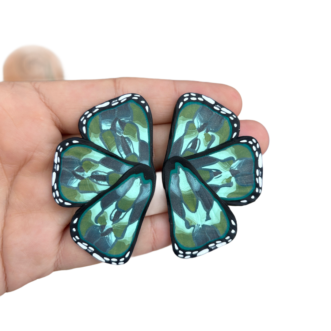 Mariposa en flor L